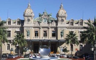 Un tapis de roulette géant au Casino de Monte-Carlo