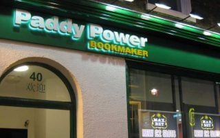 Paddy Power lance un pari et met sur sa liste un footballeur décédé l'an dernier