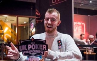 Jake Cody remporte le tournoi UK Poker Championship et mise tous ses gains à la roulette !